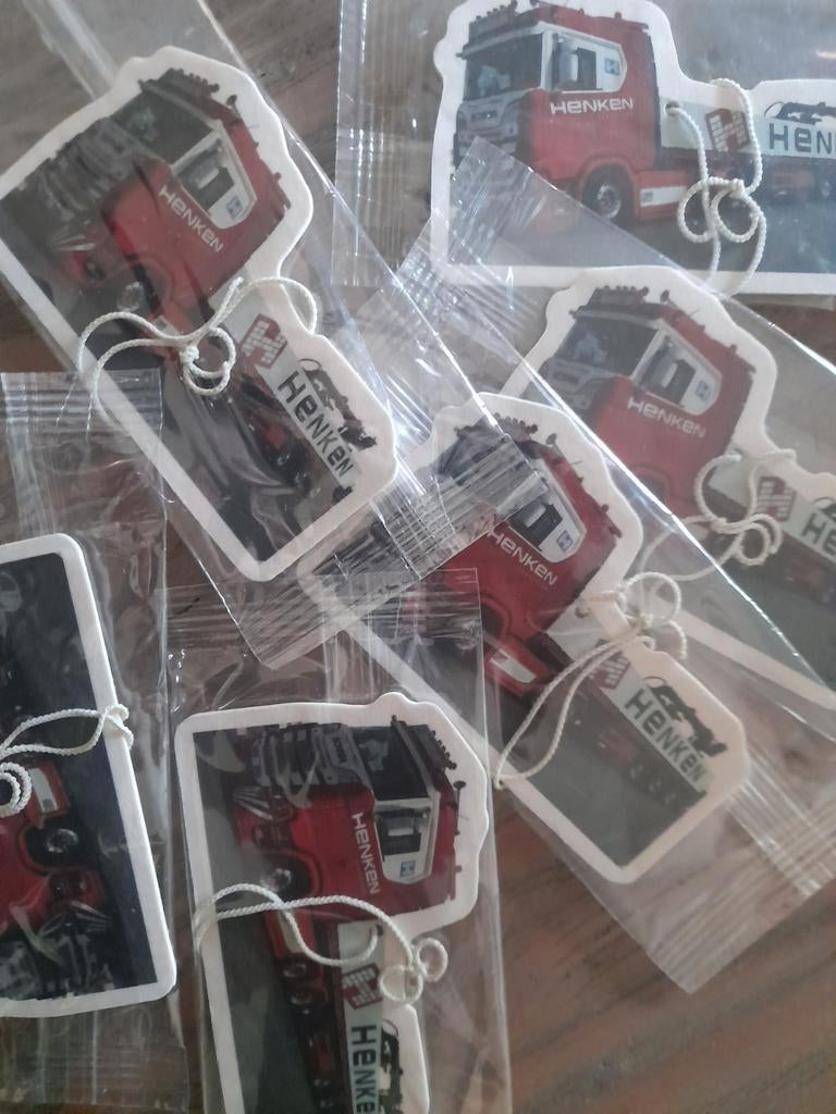 Geurhangers hugo boss geur, Auto diversen, Auto-accessoires, Ophalen of Verzenden