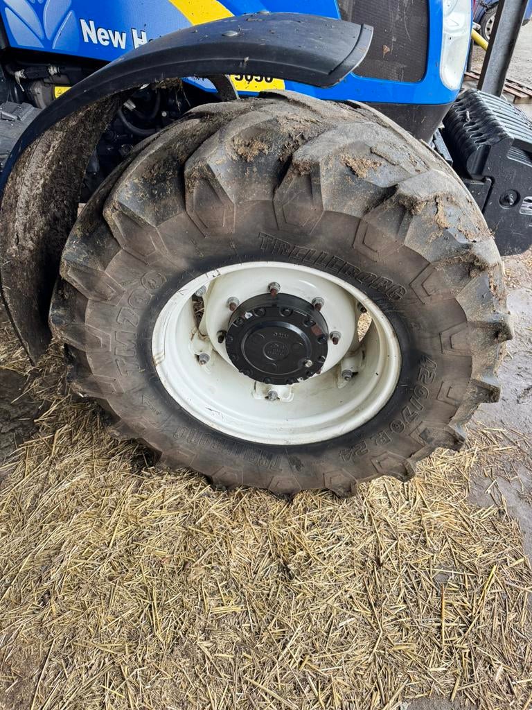 Trelleborg 420/70r24 banden, trekkerband, Ophalen