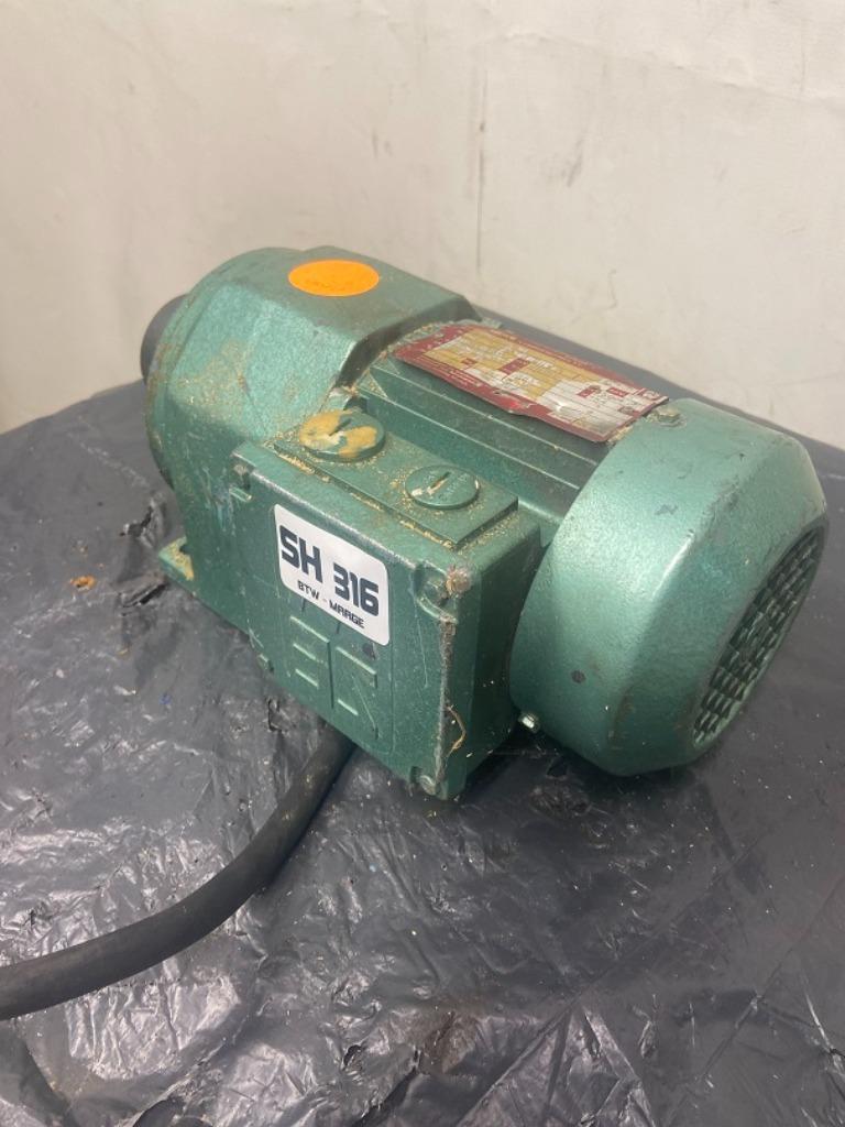 SEW Vector met reductie SH316, Doe-het-zelf en Verbouw, Motoren, Nieuw, Elektromotor, Minder dan 1400 rpm, Ophalen of Verzenden