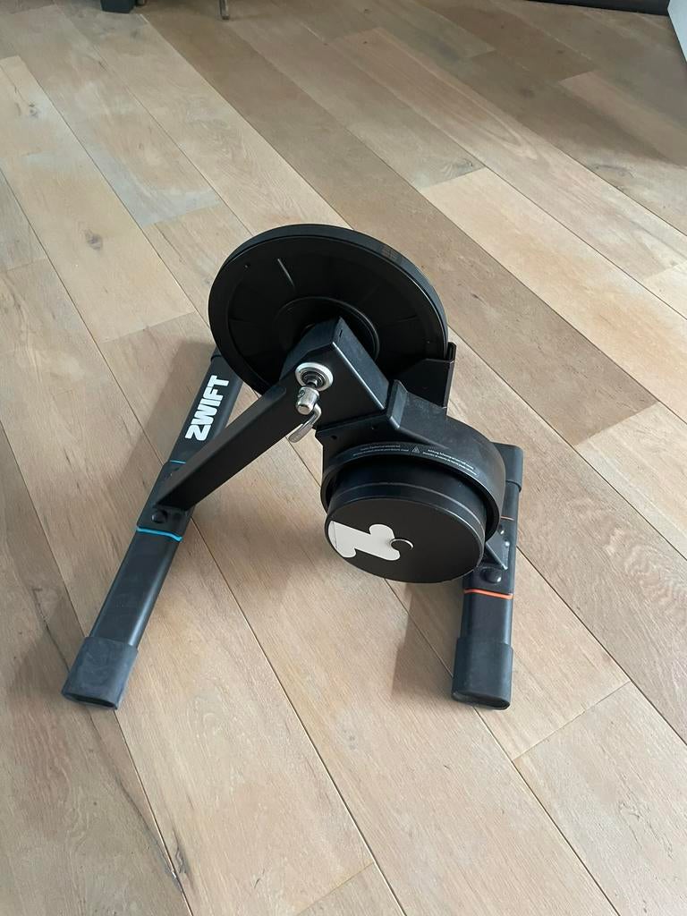 Zwift hub (8 speed cassette, Sport en Fitness, Ophalen, Zo goed als nieuw