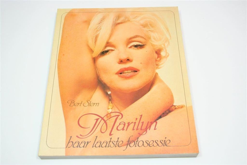 Marilyn — De Laatste Fotosessie door Bert Stern, Boeken, Film, Tv en Media, Ophalen of Verzenden, Gelezen, Personen