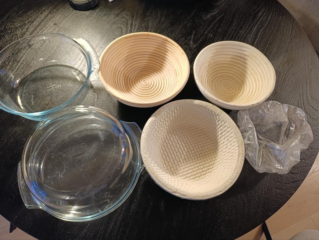 Zuurdesem Brood Bak Set - Rijsmanden & Pyrex Schalen, Ophalen, Gebruikt