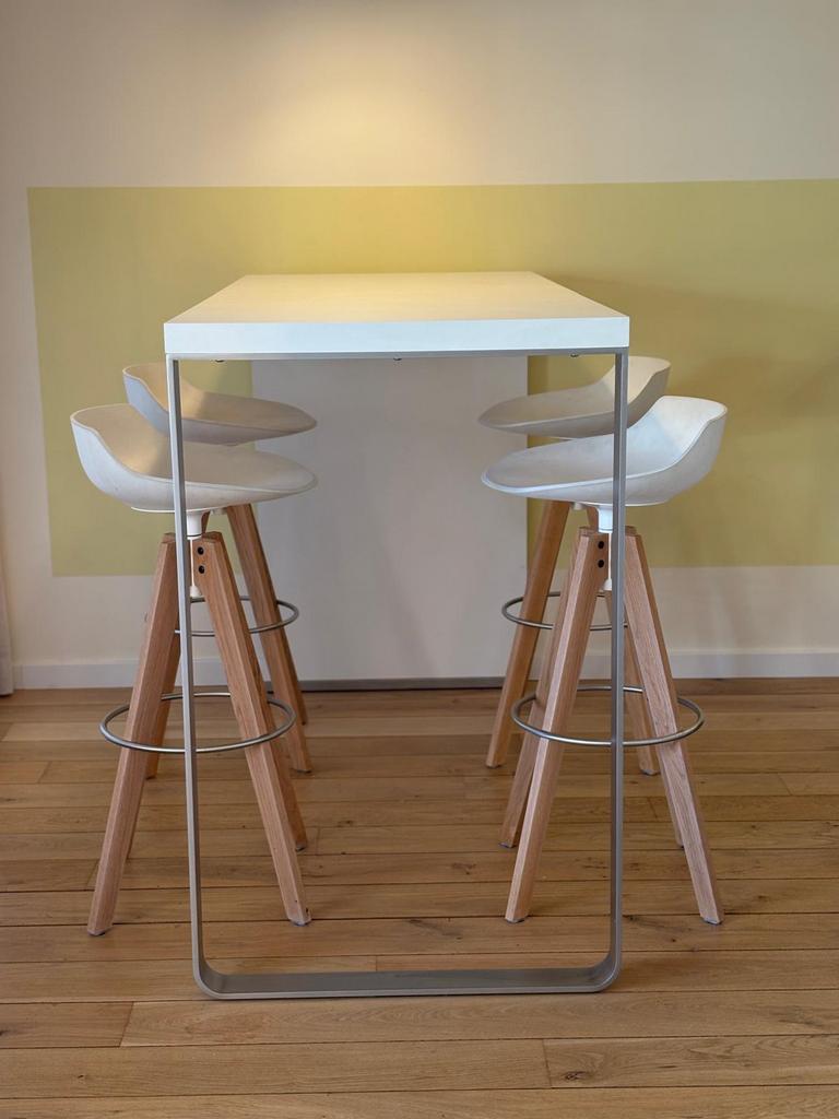 La Palma Brunch bartafel met 4 x MDF Italia barkrukken, Ophalen