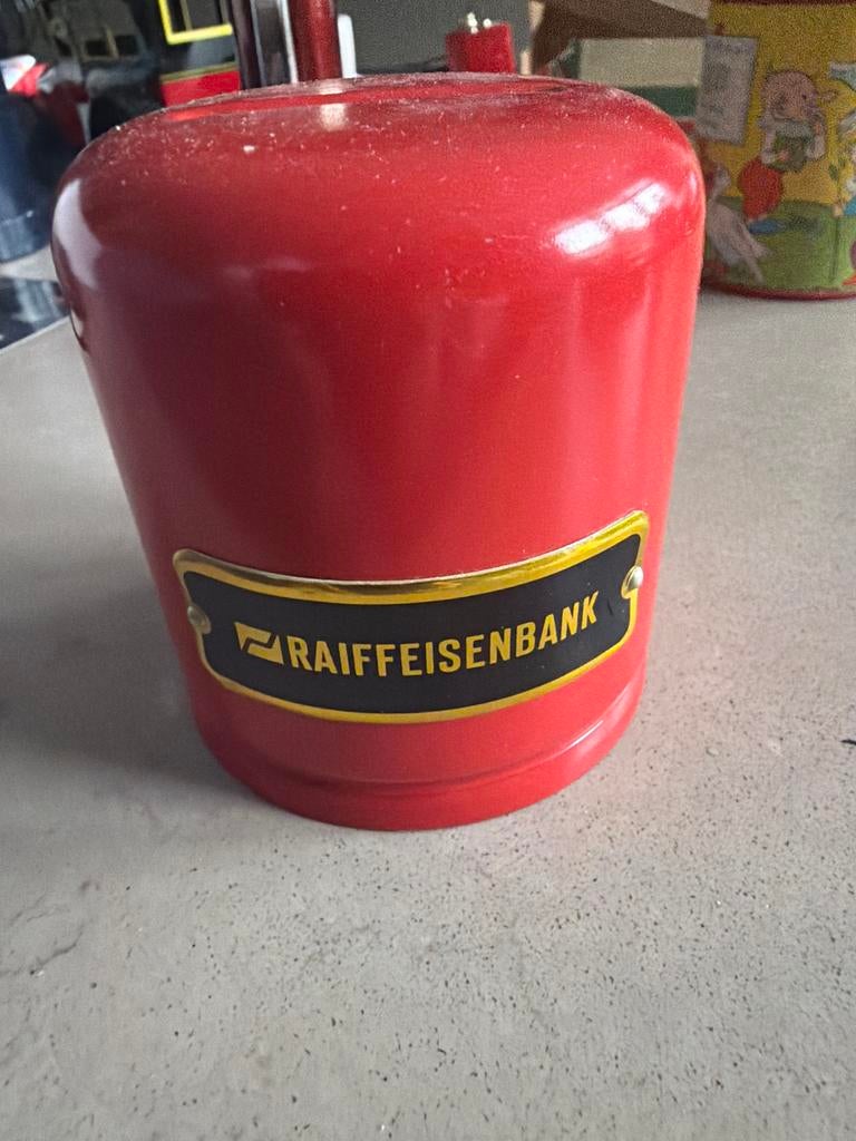 Raiffeisenbank Spaarpot - Metaal, Ophalen of Verzenden, Gebruikt, Metaal of Blik, Object of Gebouw