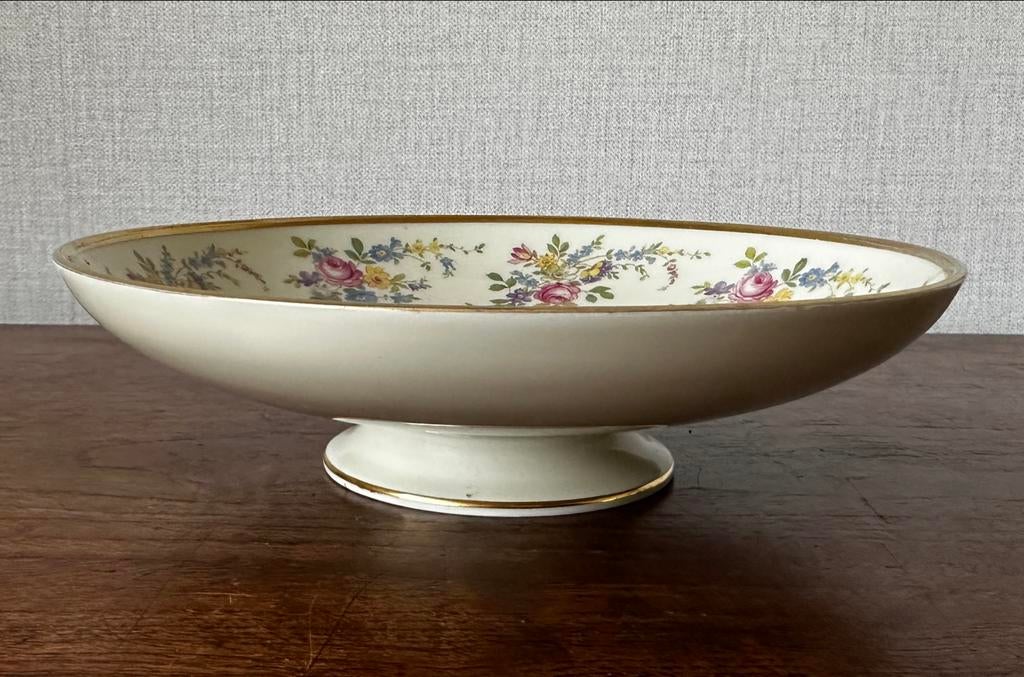 Vintage Porseleinen Schaal met Bloemmotief, Ophalen of Verzenden