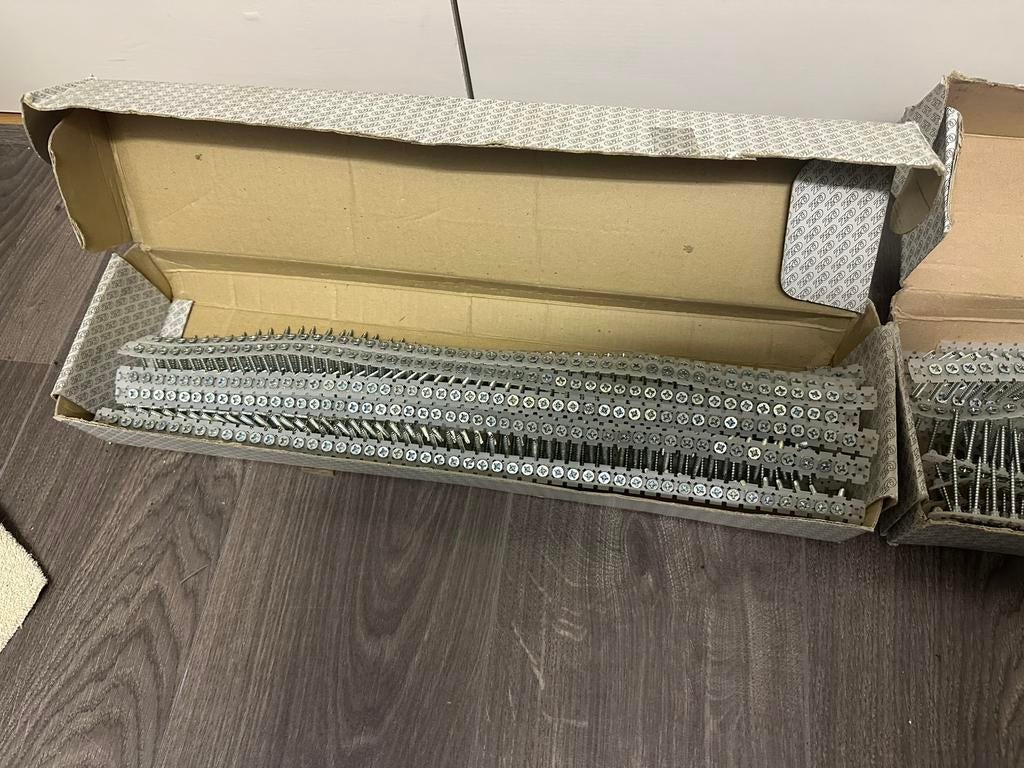 Bandschroeven spaanplaat 1450 stuks 4.0 x 40, Ophalen of Verzenden, Nieuw, Minder dan 50 mm, Schroeven