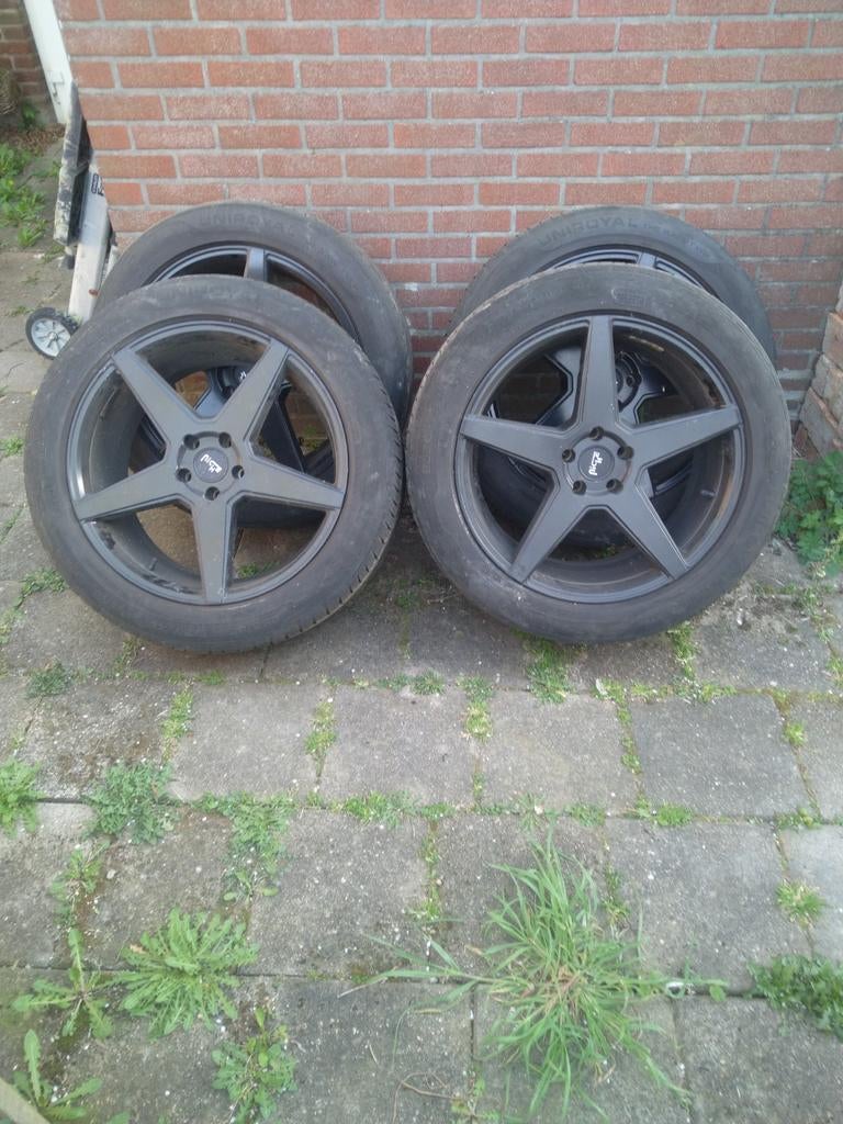Niche S552 5 spaaks velgen 9x20 inch ET35 5x114,3, Ophalen, Gebruikt, 255 mm, Banden en Velgen