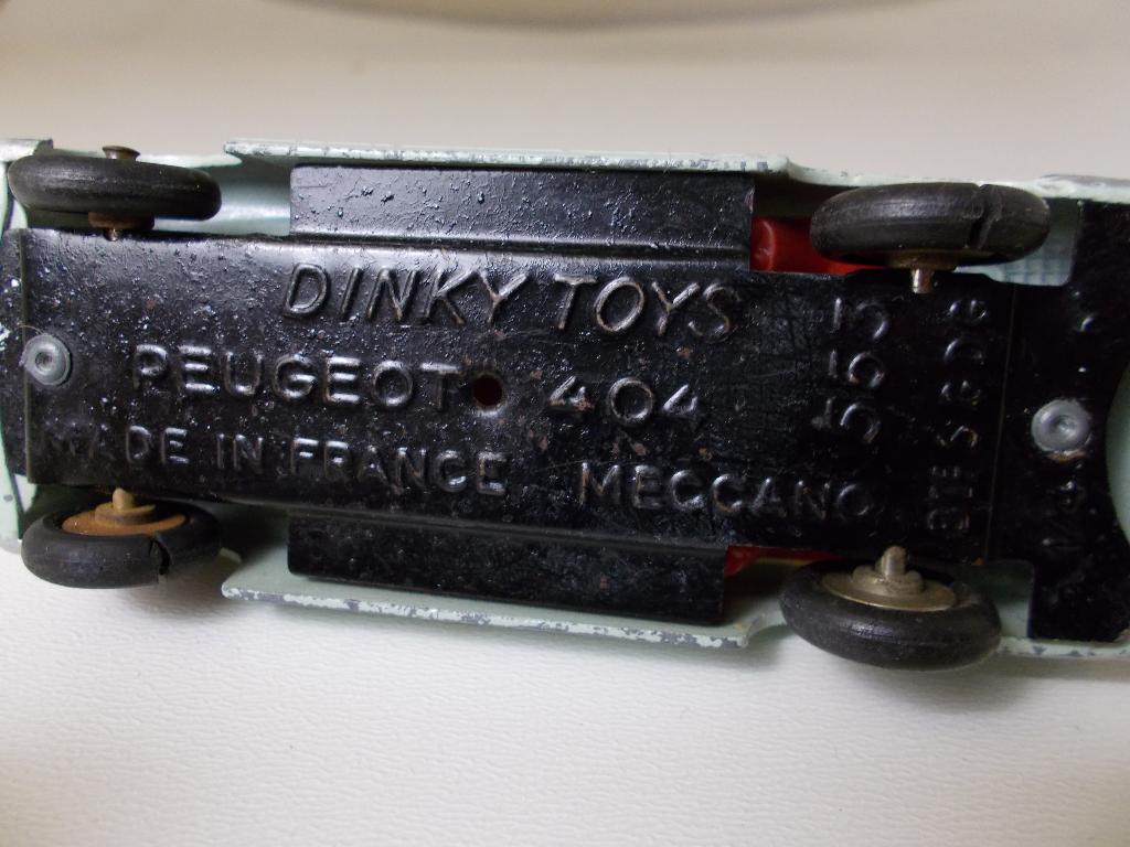 1967 Dinky Toys 553 PEUGEOT 404 I.g.st. (-A-), Ophalen of Verzenden, Zo goed als nieuw, Auto, Dinky Toys