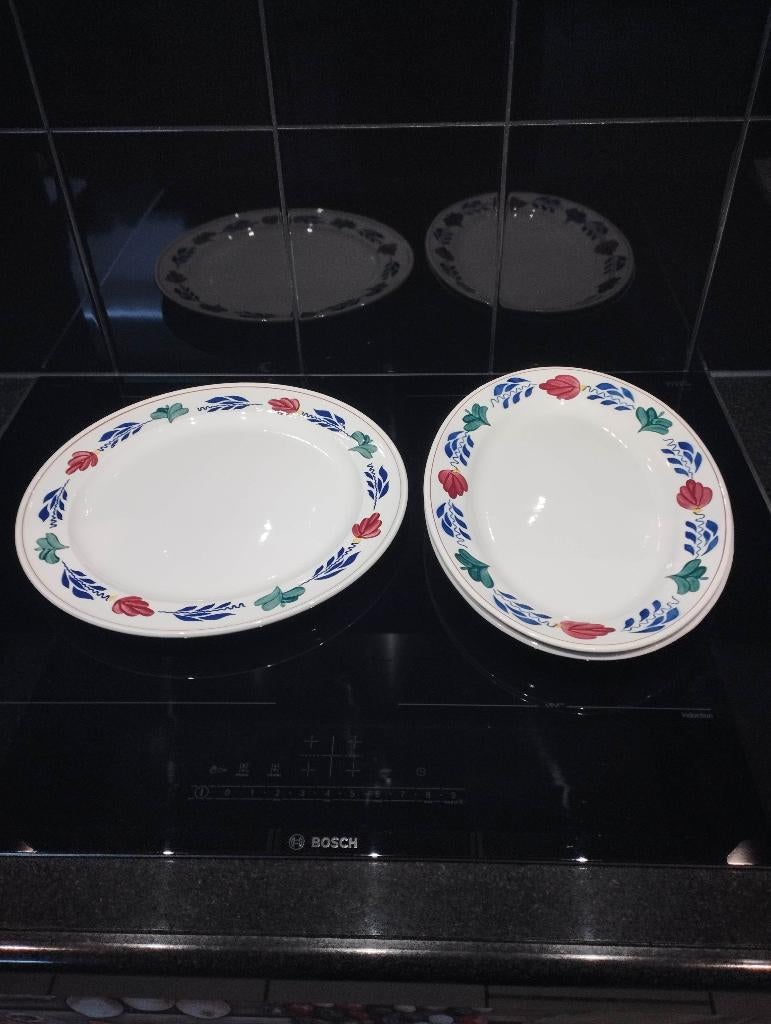 Boerenbont Serveer/ gebak schaal, zeer netjes 32,5cm, Ophalen of Verzenden, Aardewerk, Boerenbont, Schaal of Schalen