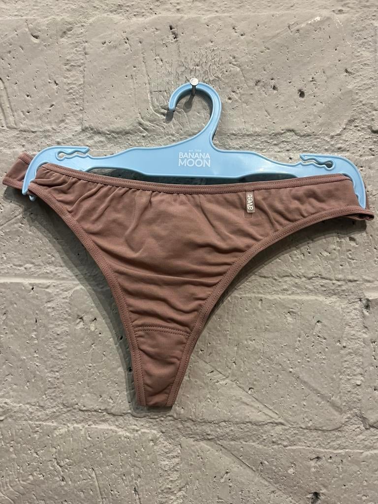 Avet string maat 40 NIEUW!! Nu €5,-, Ophalen of Verzenden, String