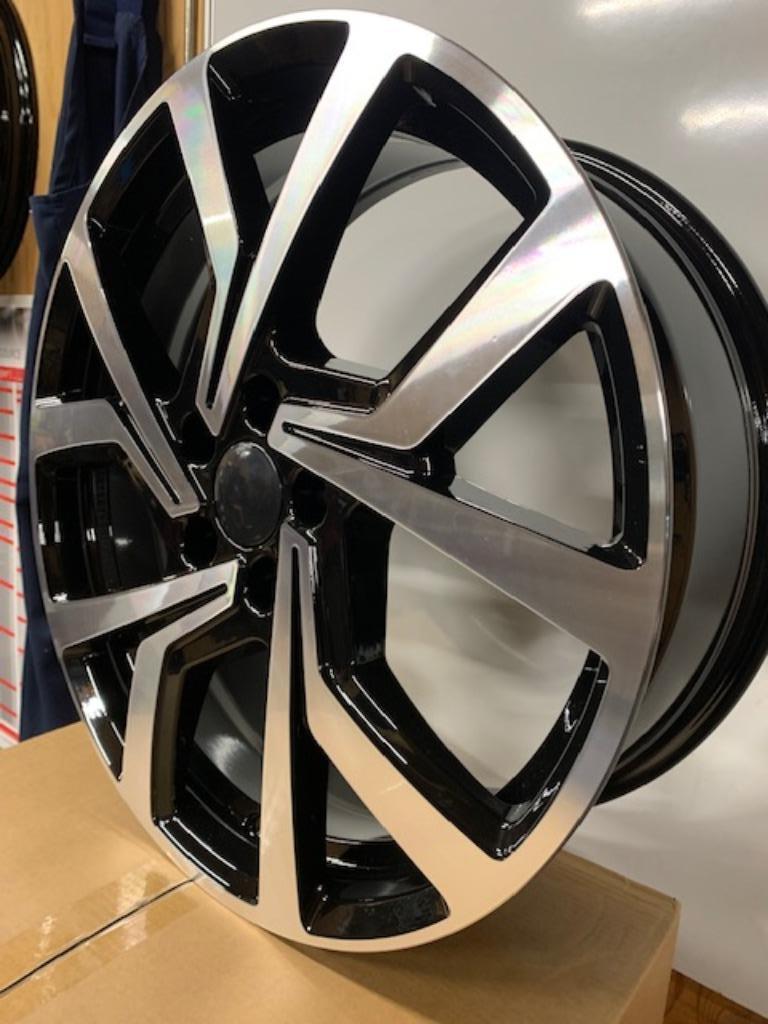 19" Velgen Brescia Look 5x112 NIEUW VW Golf 5 6 7 8 Caddy, Auto-onderdelen, Banden en Velgen, 19 inch, Velg(en), Nieuw, Ophalen of Verzenden