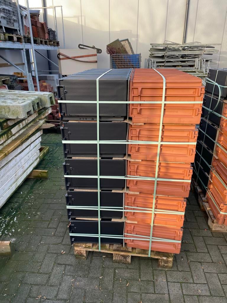 Nieuwe Dakpannen - Direct Beschikbaar!, Ophalen, Steen of Klei, Zwart, Nieuw