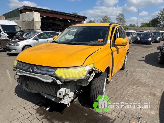 Stijl midden-links van een Mitsubishi Outlander, Gebruikt, -, -, Ophalen of Verzenden
