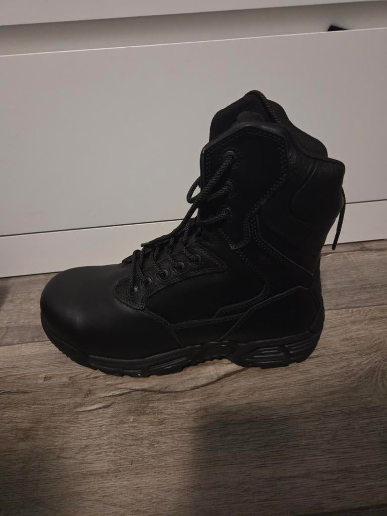magnum stealth force 8.0 nieuw, Ophalen, Nieuw, Wit