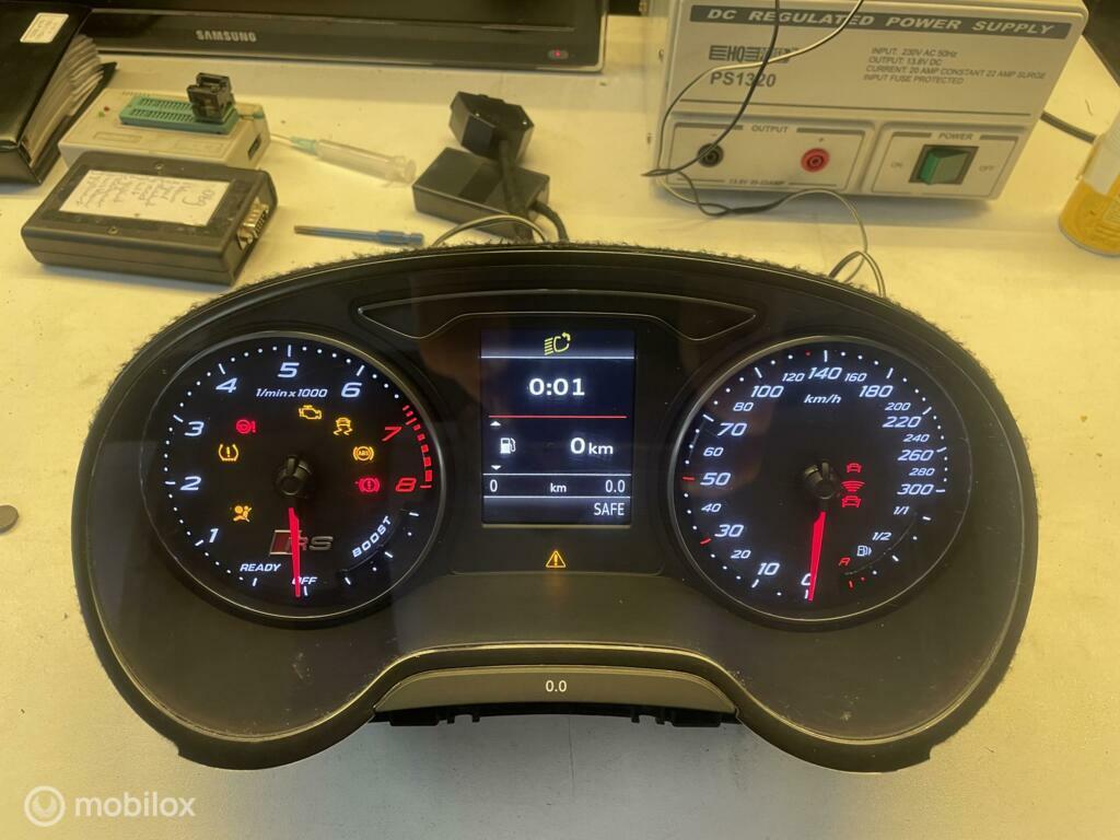 Tellerklok dashboard Audi RS3 8V 0km 8V0920871L, Ophalen of Verzenden, Gebruikt