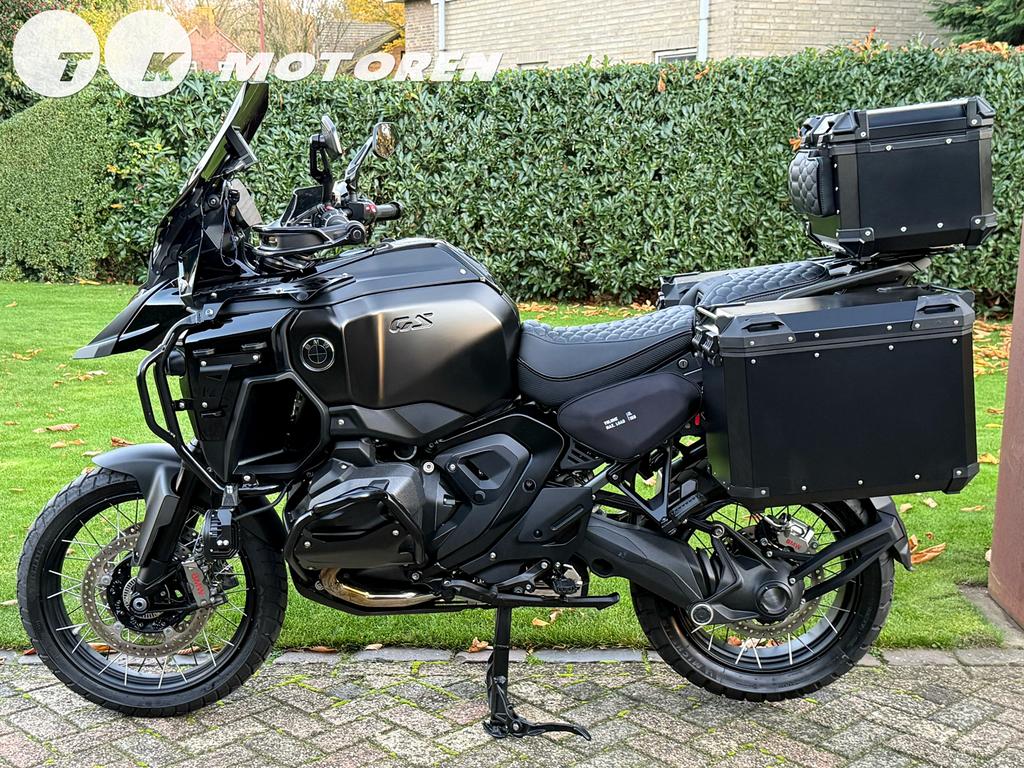 ⭐️ UNIEKE CUSTOM BMW R 1300 GS ADVENTURE ASA BLACK EDITION, 2 cilinders, Motorrijbewijs A, Meer dan 35 kW, Toermotor
