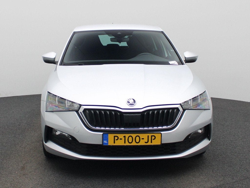 Skoda Scala 1.0 TSI Sport Business | ACHTERUITRIJCAMERA | SP, Auto's, Skoda, 12 maanden, Scala, Gebruikt, 610 kg