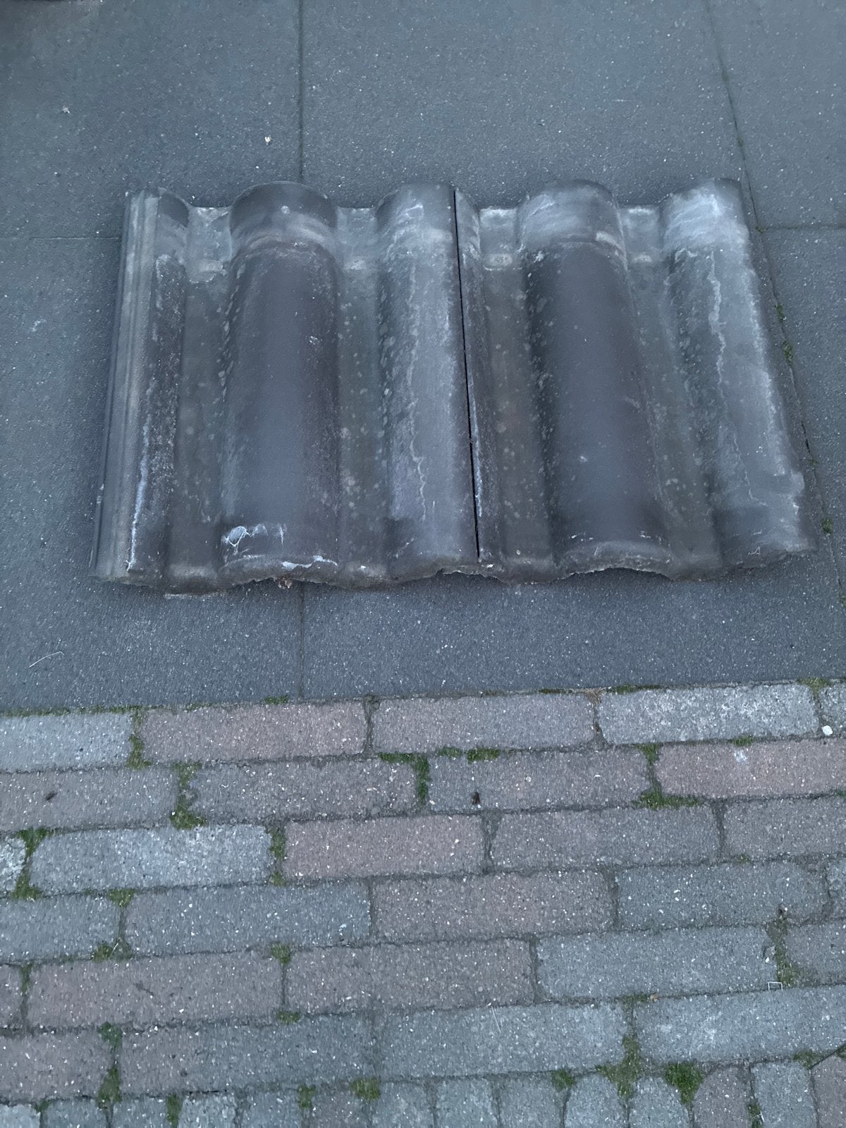 Antraciet Dakpannen - 41x30 cm, Ophalen, Gebruikt, Steen of Klei, Minder dan 5 m²