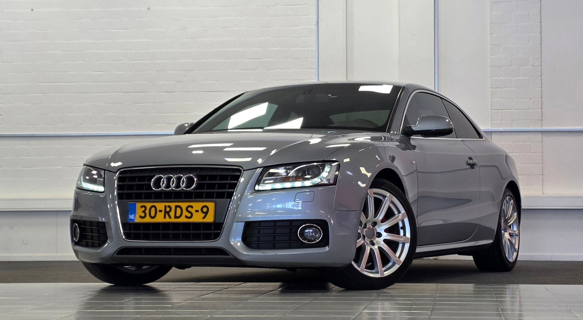 Audi A5 Coupé 1.8 TFSI Pro Line S Leer LED Xenon Android Mo, Voorwielaandrijving, Euro 5, Gebruikt, Zwart
