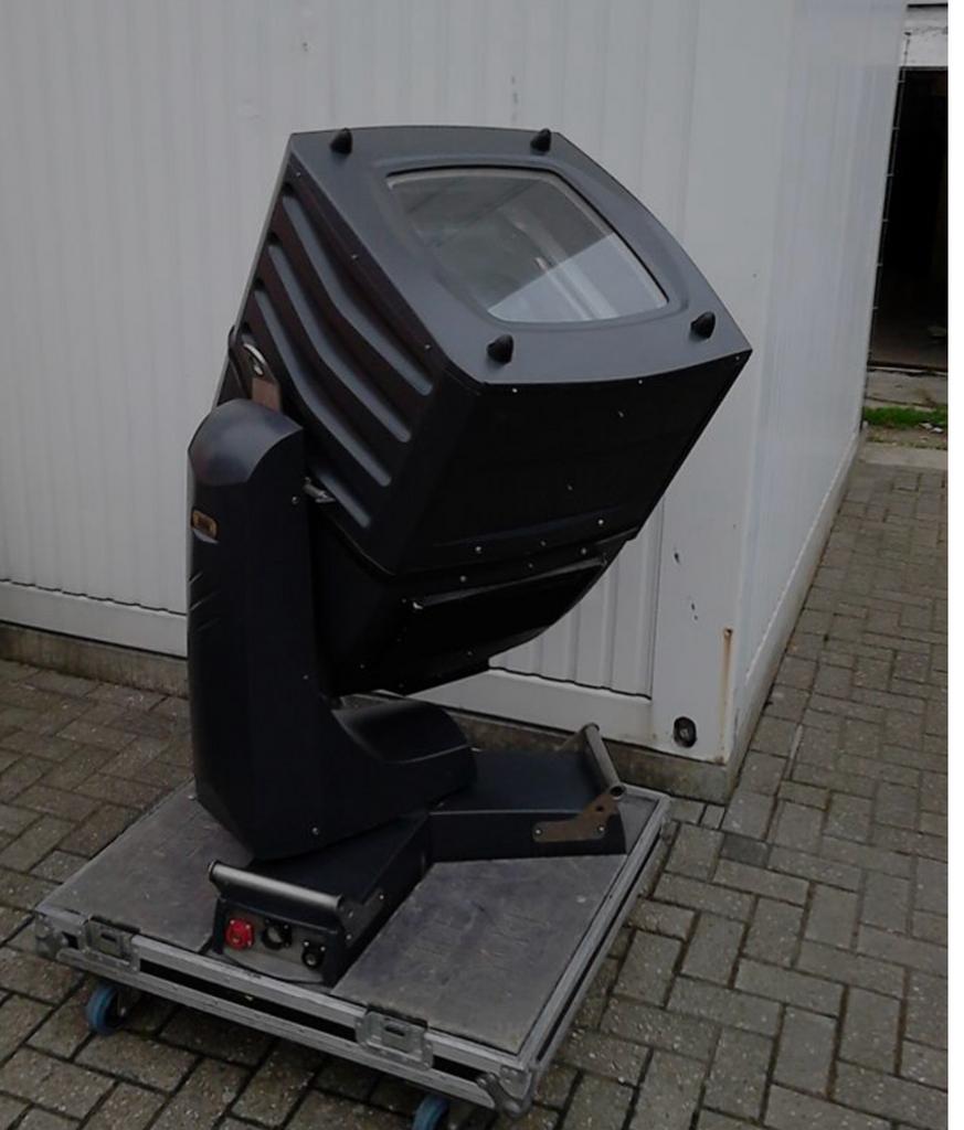 Biglite sky tracer rgb grote movinghead outdoor, Ophalen of Verzenden, Zo goed als nieuw, Licht