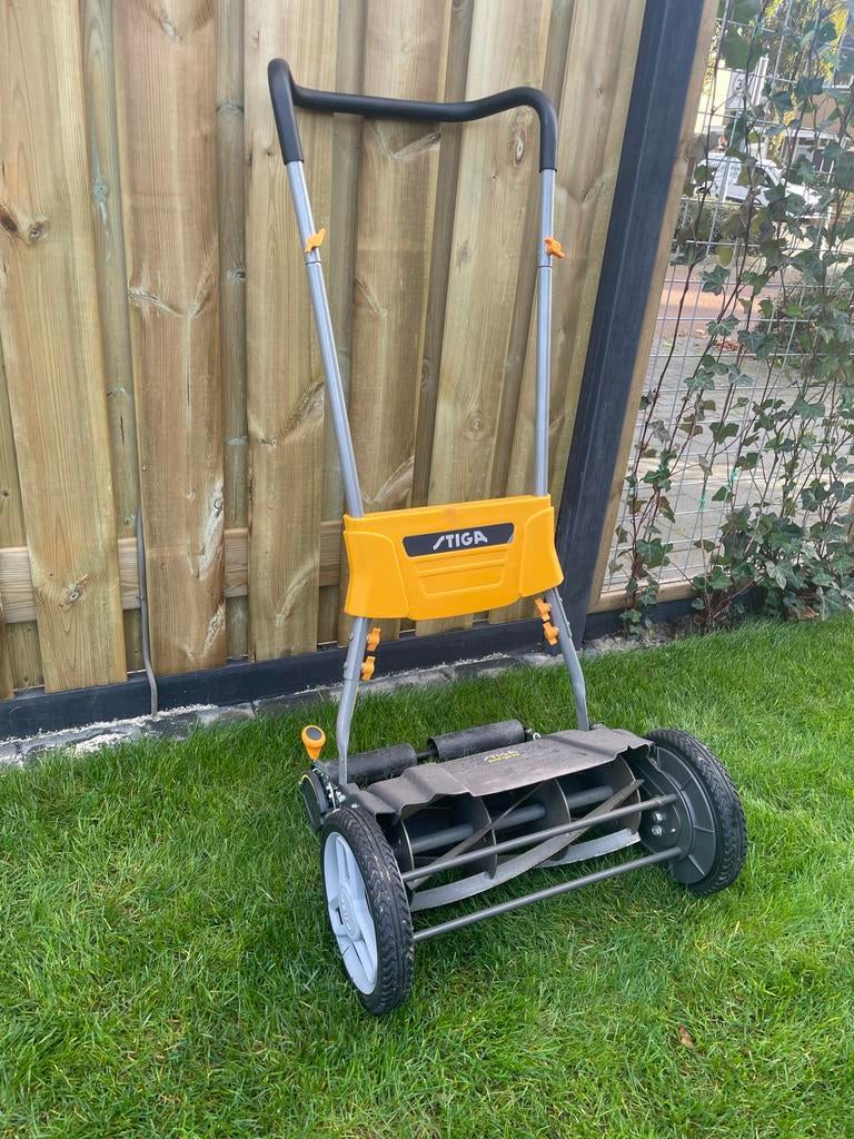 Stiga handgrasmaaier - Zo goed als nieuw, Ophalen, Handgrasmaaier, Zo goed als nieuw, 30 t/m 39 cm