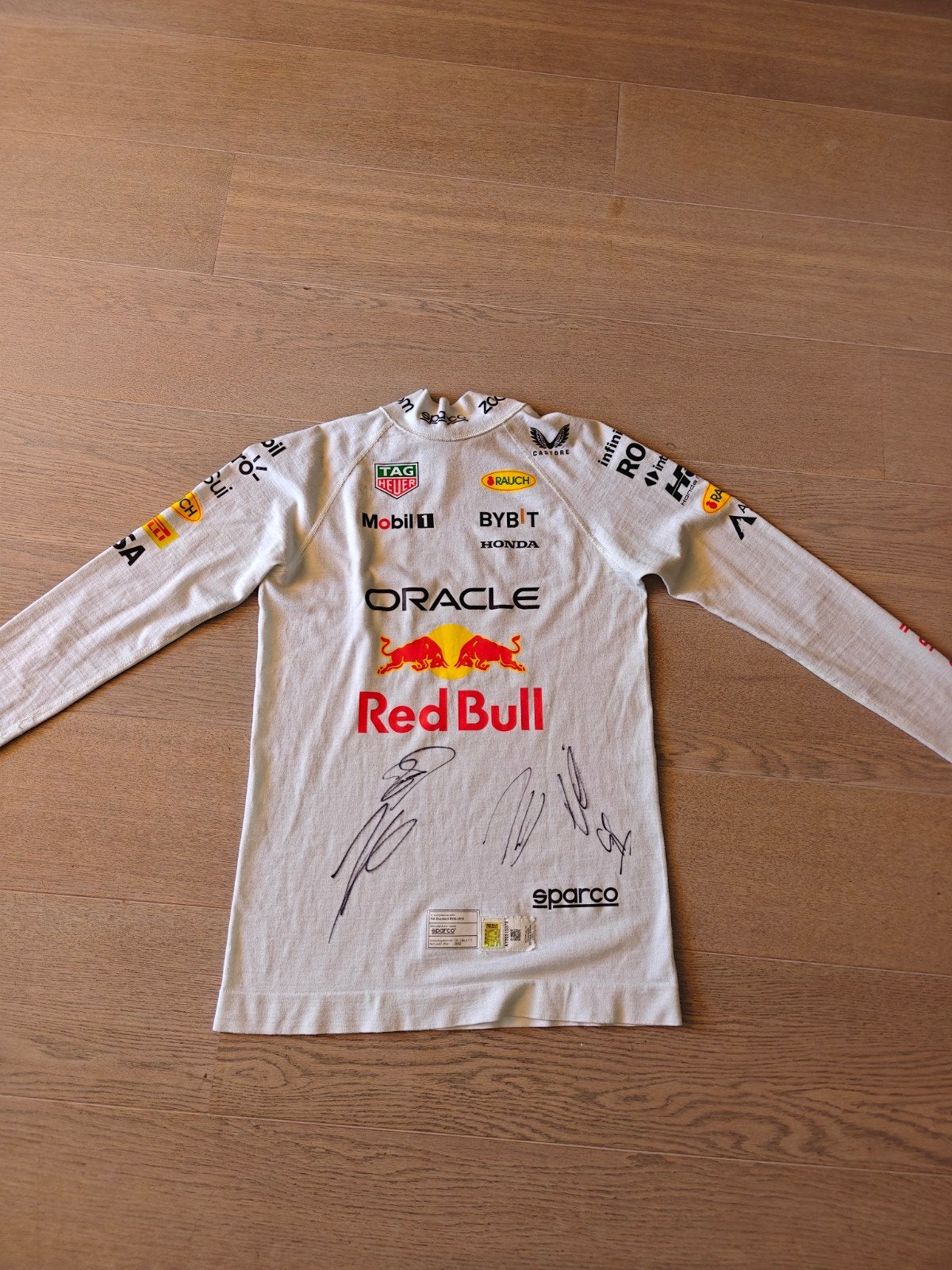 Red Bull Racing F1 nomex gesigneerd door coureurs, Maat 48/50 (M), Wit, Ophalen of Verzenden, Zo goed als nieuw