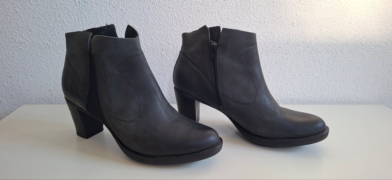 Nieuwe zwart leren Palladium enkellaarsjes met hak maat 41, Kleding | Dames, Zwart, Lage of Enkellaarzen, Ophalen of Verzenden
