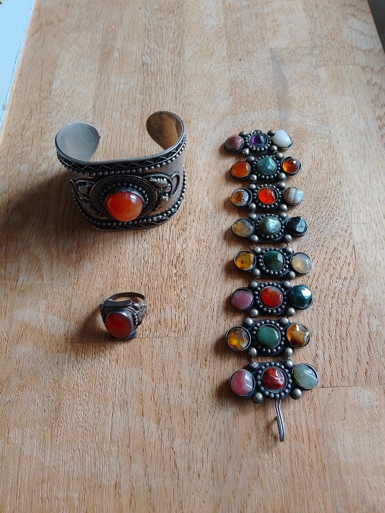Oosterse sieraden met steen, Ophalen, Overige materialen, Overige typen, Met edelsteen