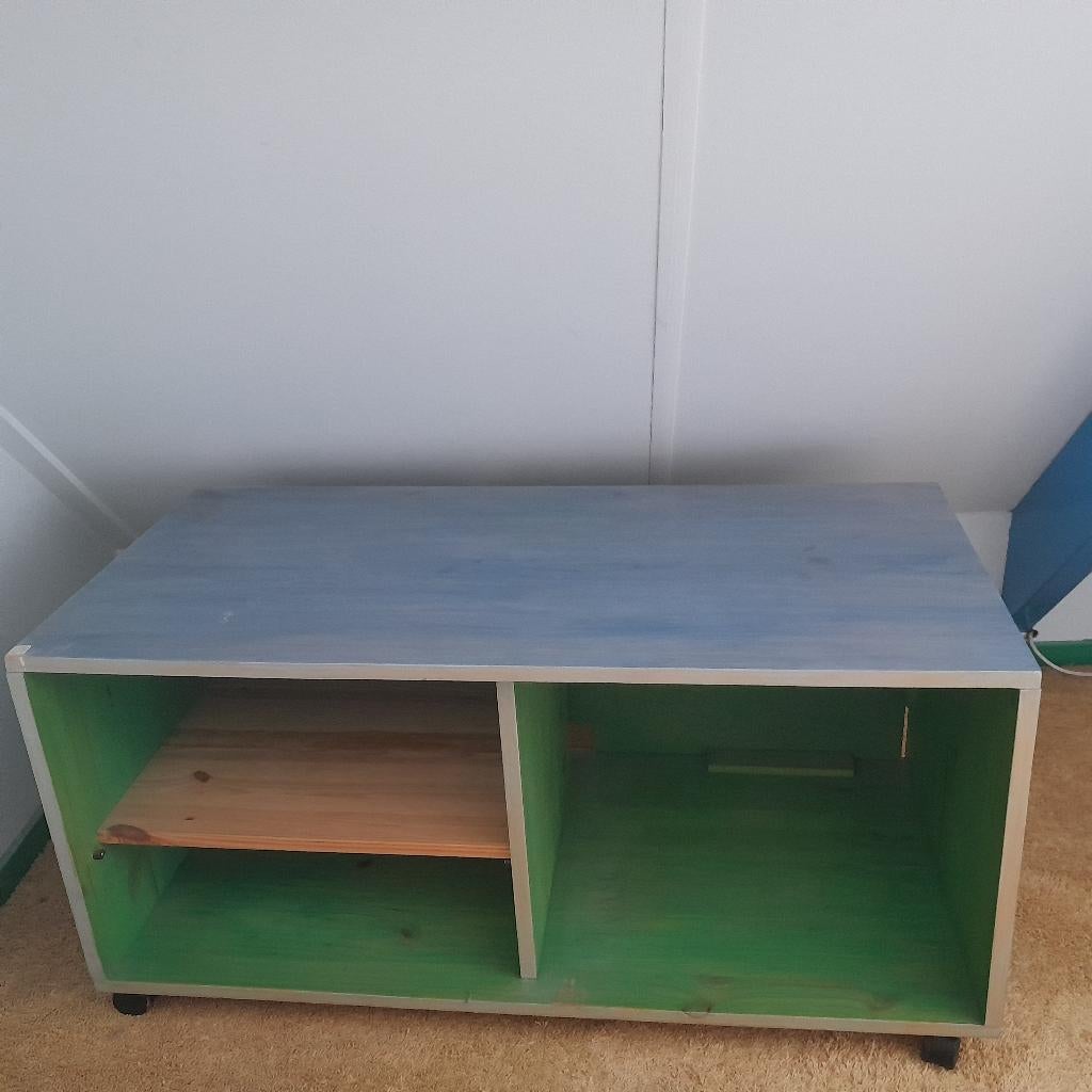 Tv kast op wieltjes, Huis en Inrichting, Kasten | Televisiemeubels, Ophalen, Gebruikt, 100 tot 150 cm, Minder dan 100 cm