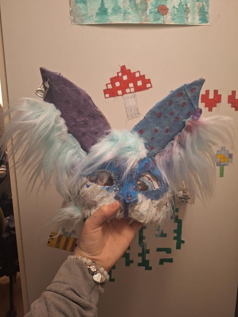 Uniek handgemaakt Therian masker met leuke accessoires, Hobby en Vrije tijd, Knutselen, Zo goed als nieuw, Knutselwerk, Ophalen of Verzenden