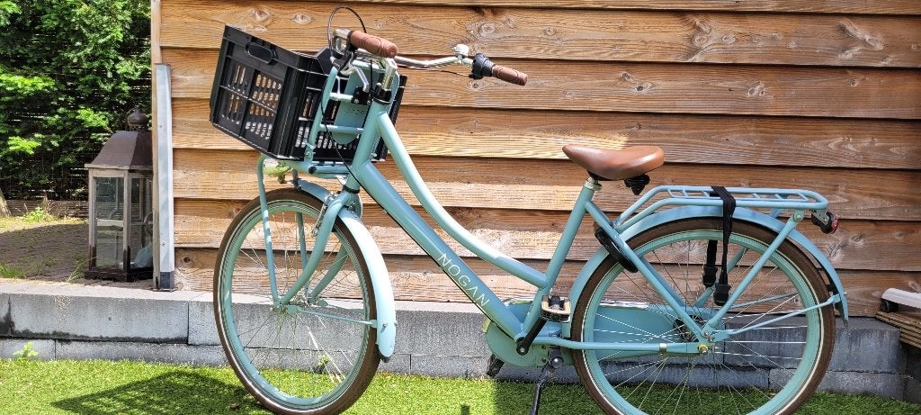 Meisjesfiets, Fietsen en Brommers, Terugtraprem, Gebruikt, Versnellingen, Nogan