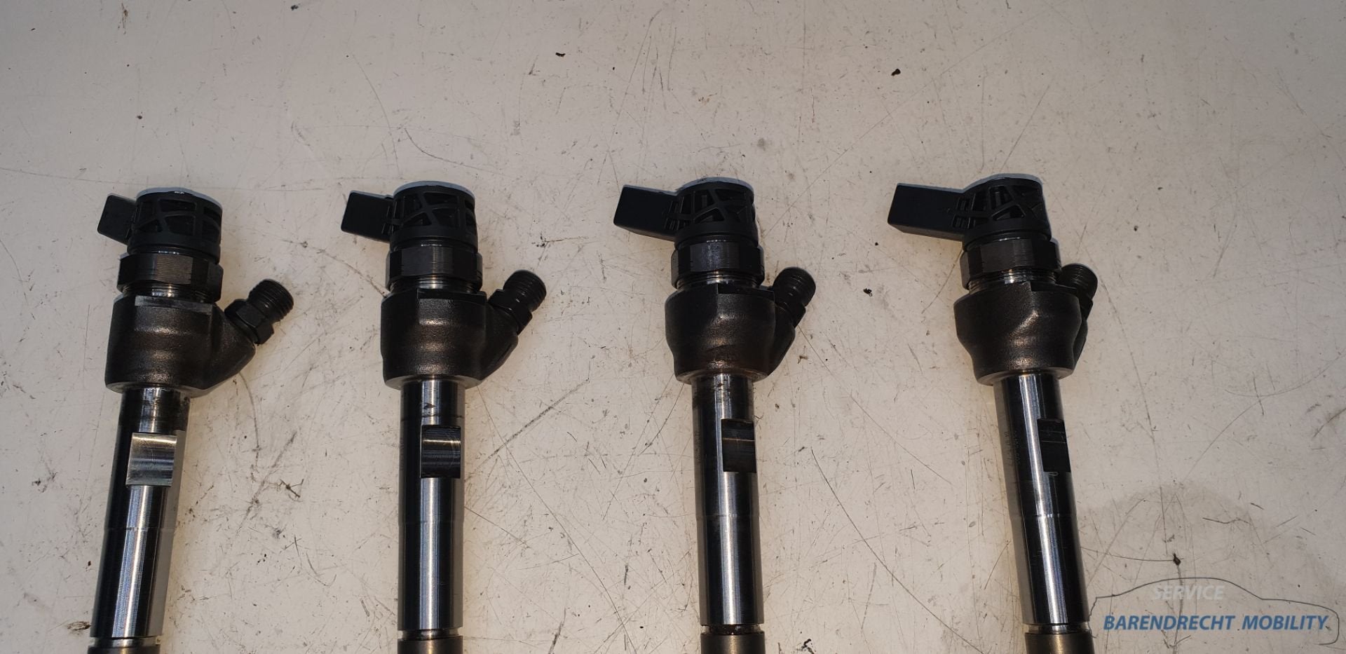 Verstuiver Diesel injector B47D20A BMW 8514148 1 3 4 5 serie, Petuelring 130
80788  Munich, DE, Gebruikt, Info@bmw.de, Ophalen of Verzenden