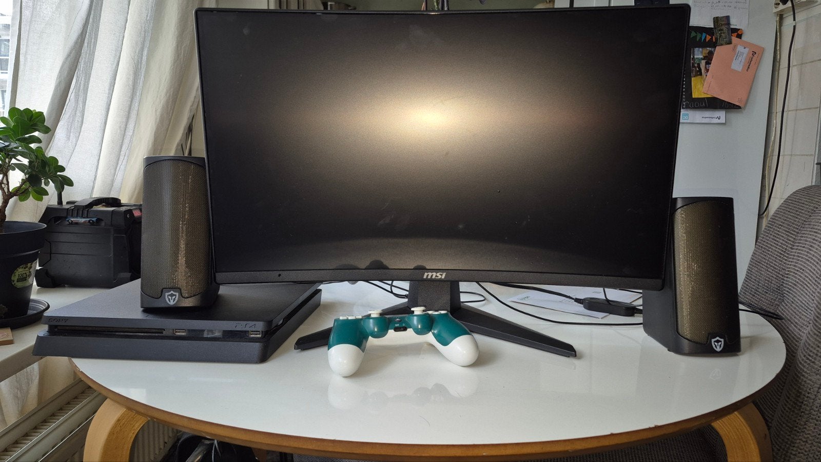 Ps4 met Msi monitor 23.6 inch, Ps4 is gebruikt, 1 speler, Ophalen, Gebruikt, Vanaf 18 jaar