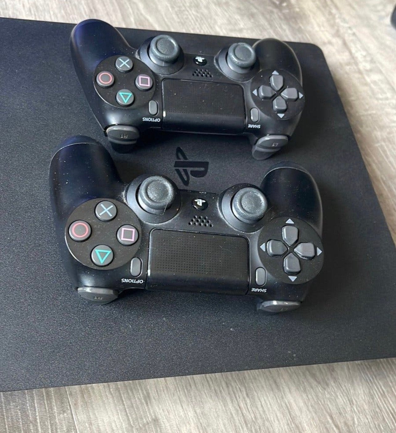 Playstation 4 disc incl spelletjes en controllers, Spelcomputers en Games, Spelcomputers | Sony PlayStation 4, Ophalen, Gebruikt