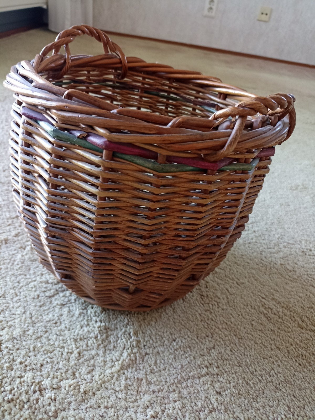 Vintage mooie pitrieten mand met handvatten, Gebruikt, Mand, Gevlochten, Rond