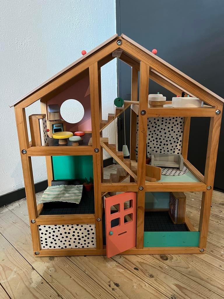 Houten poppenhuis met meubels, Ophalen, Gebruikt, Poppenhuis