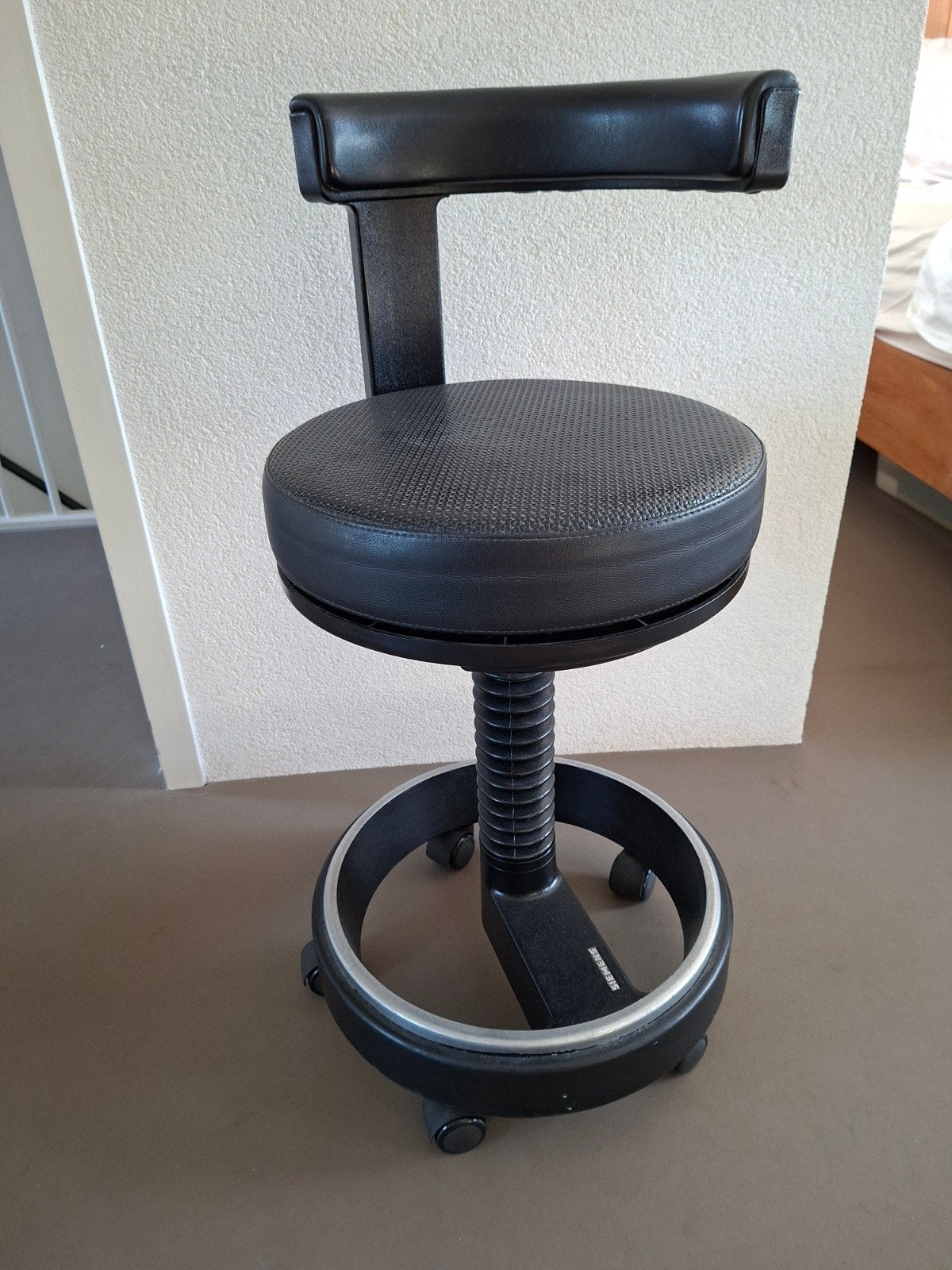 Vintage ergonomische kruk - Siemens Sirona S, jaren 6, Ophalen, Kunststof, Gebruikt, Zwart