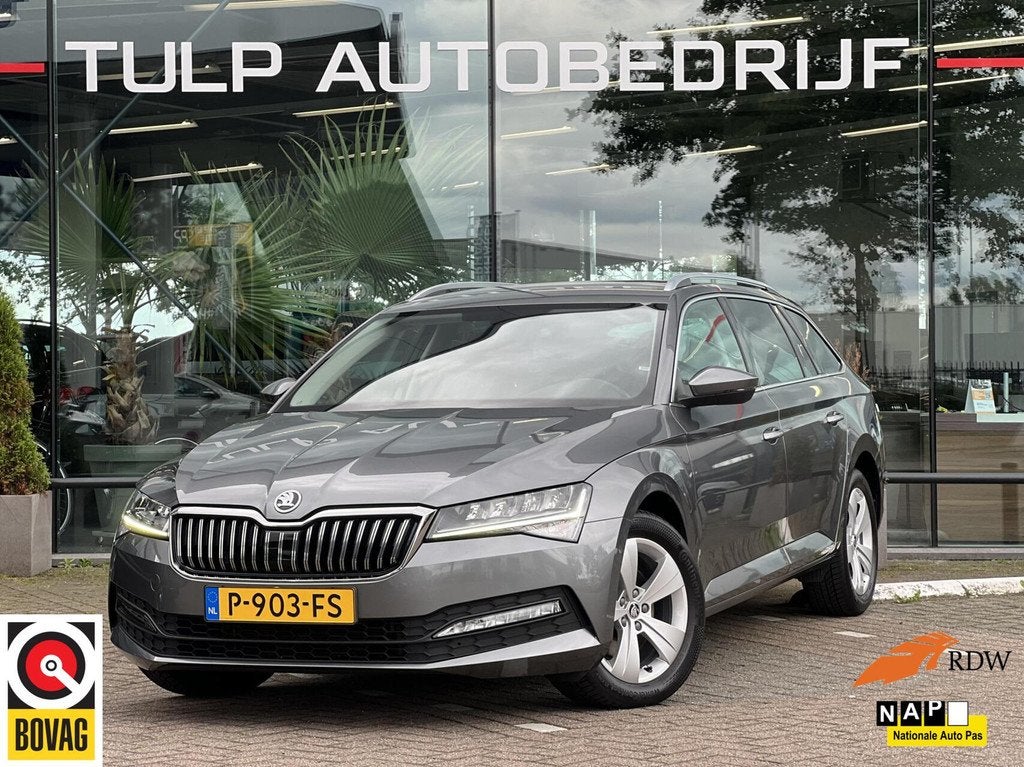 Skoda Superb Combi 1.5 TSI ACT Business Edition Automaat NAP, Auto's, Skoda, 4 cilinders, 150 pk, Automatische klimaatregeling