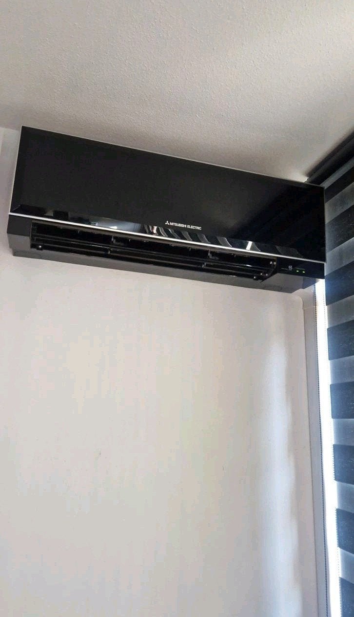 Mitsubishi Electric MSZ-EF25VEB Wandairco - Zwart Design, Gebruikt, Minder dan 60 m³, 3 snelheden of meer, Ophalen of Verzenden