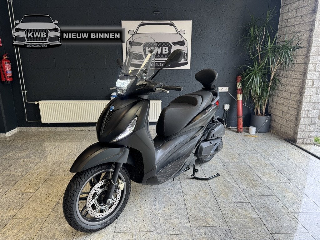 Piaggio motorscooter 400 Beverly S HPE 2023 Malossi TOPSTAAT, Piaggio, Bedrijf, Viale Rinaldo Piaggio, 25
BP 80134  Pontedera, IT