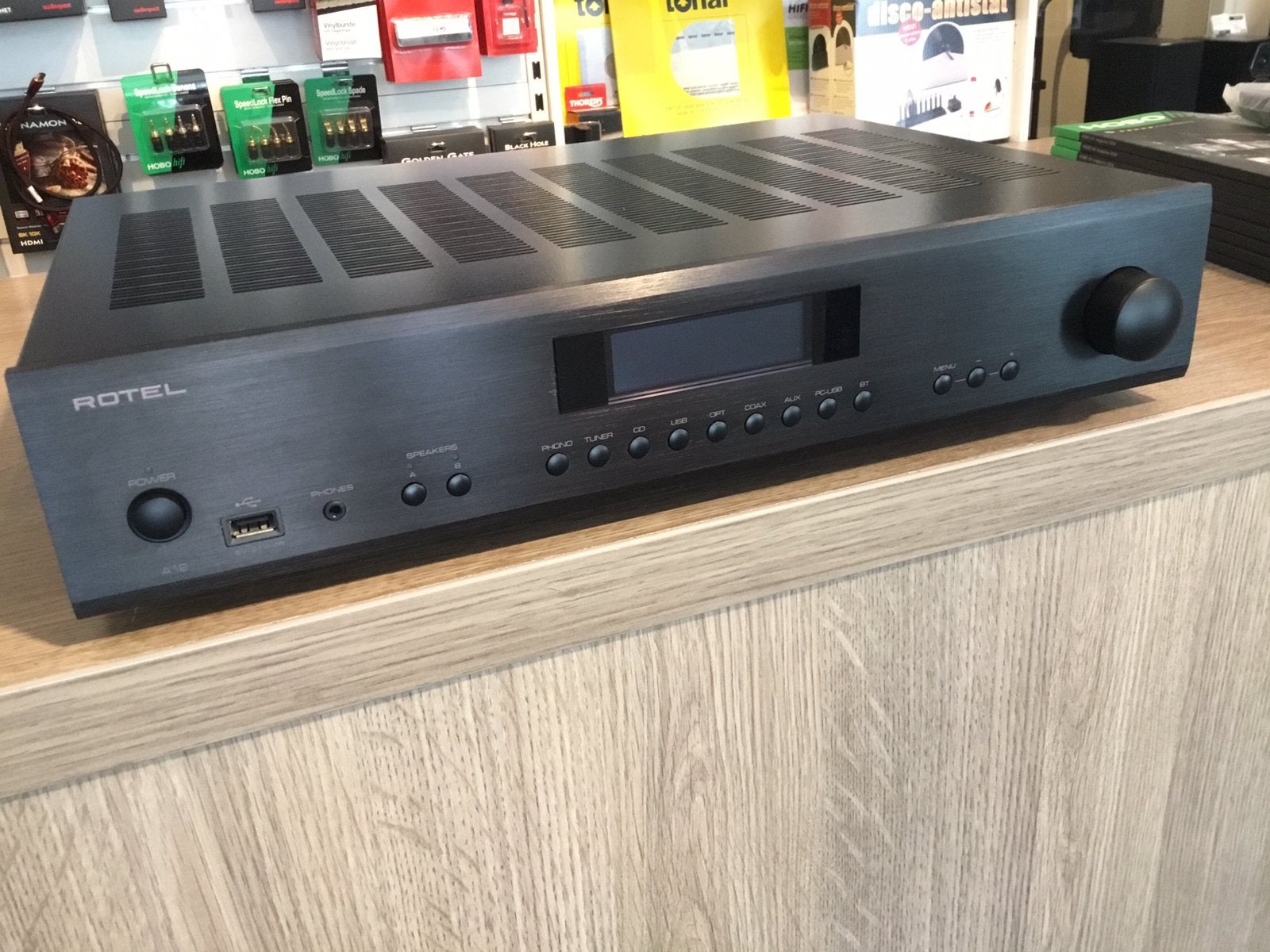 Rotel A12 stereo versterker Bluetooth Phono garantie, Info@rotel.com, Gebruikt, Rotel, Rotel