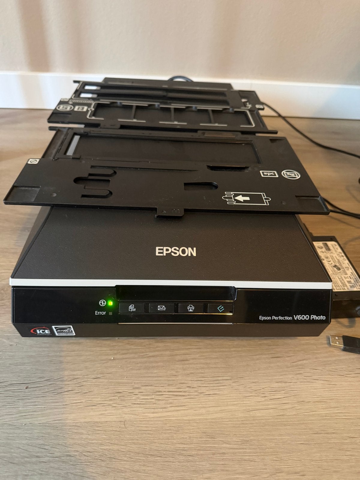 Epson Perfection V600 Photo scanner, Computers en Software, Ophalen, Zo goed als nieuw, Flatbedscanner, MacOS