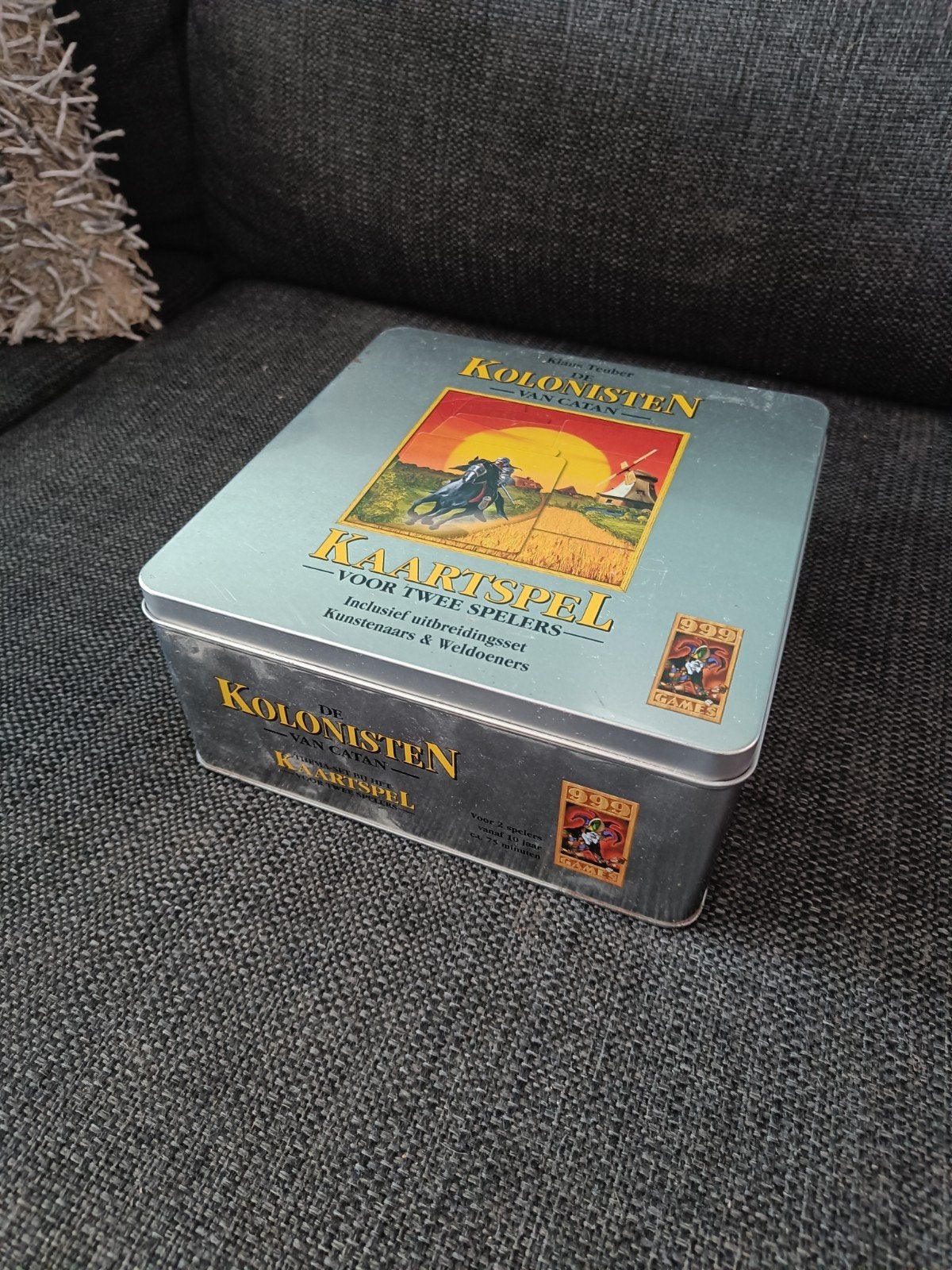 Kolonisten van Catan Kaartspel in Tinnen Blik + Uitbreiding, Een of twee spelers, Ophalen of Verzenden, Zo goed als nieuw, 999 Games