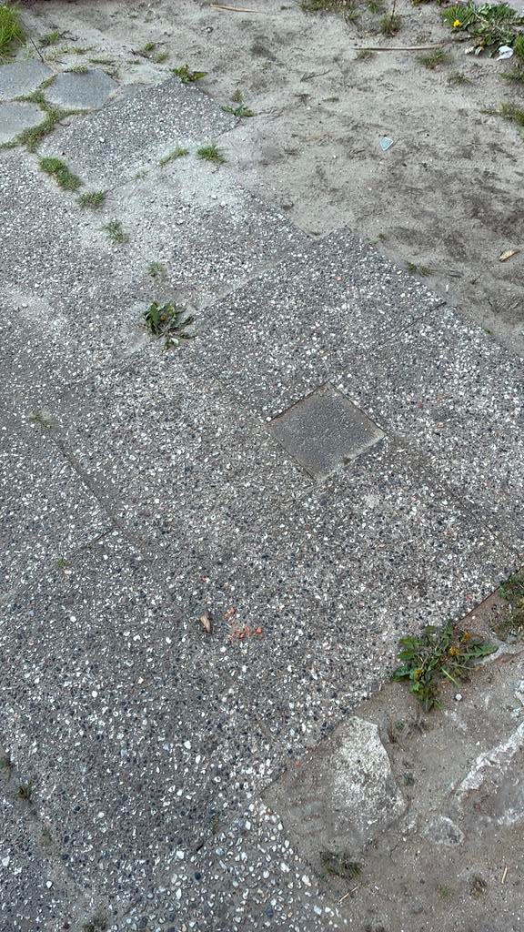 GRATIS grindtegels, Tuin en Terras, Tegels en Klinkers, Ophalen, Zo goed als nieuw