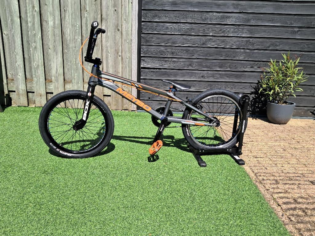 Meybo Holeshot pro XXL, Fietsen en Brommers, Fietsen | Crossfietsen en BMX, Gebruikt, Velgrem, 20 tot 24 inch, Aluminium