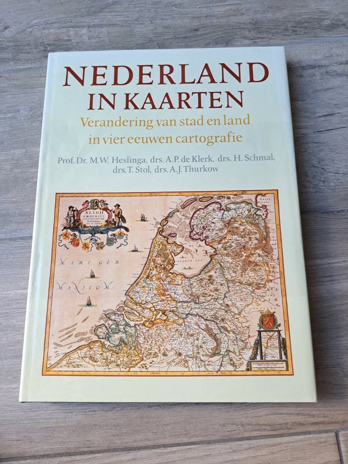 Nederland in kaarten , verandering van stad en land in vier, Ophalen of Verzenden, 1800 tot 2000, Nederland, Landkaart