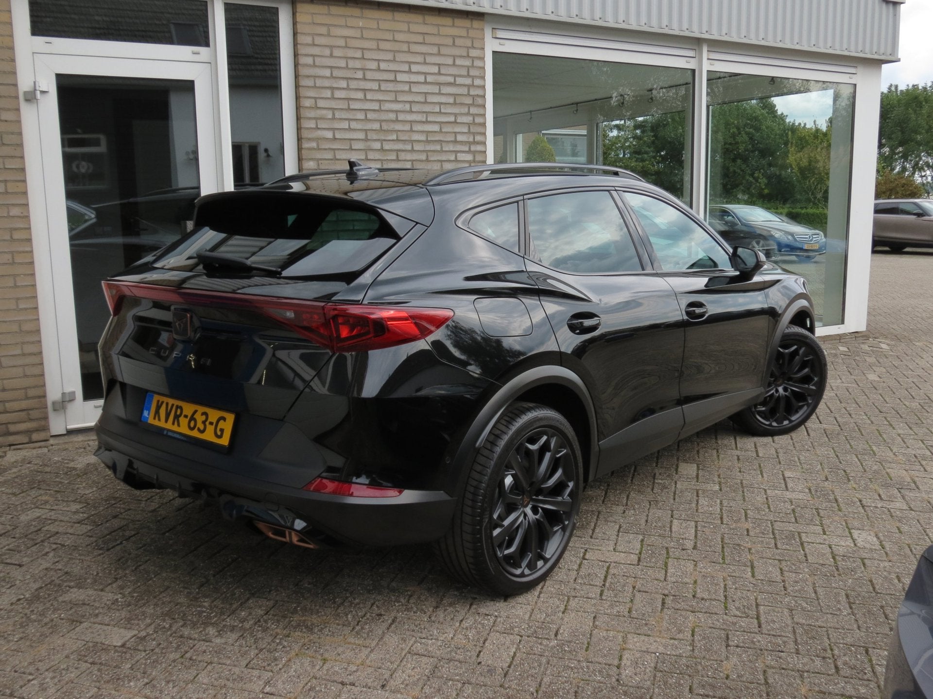 Cupra Formentor 1.4 e-Hybrid VZ 245 TRIBE EDITION Camera|Car, Auto's, Dealer onderhouden, Gebruikt, 4 cilinders, Formentor
