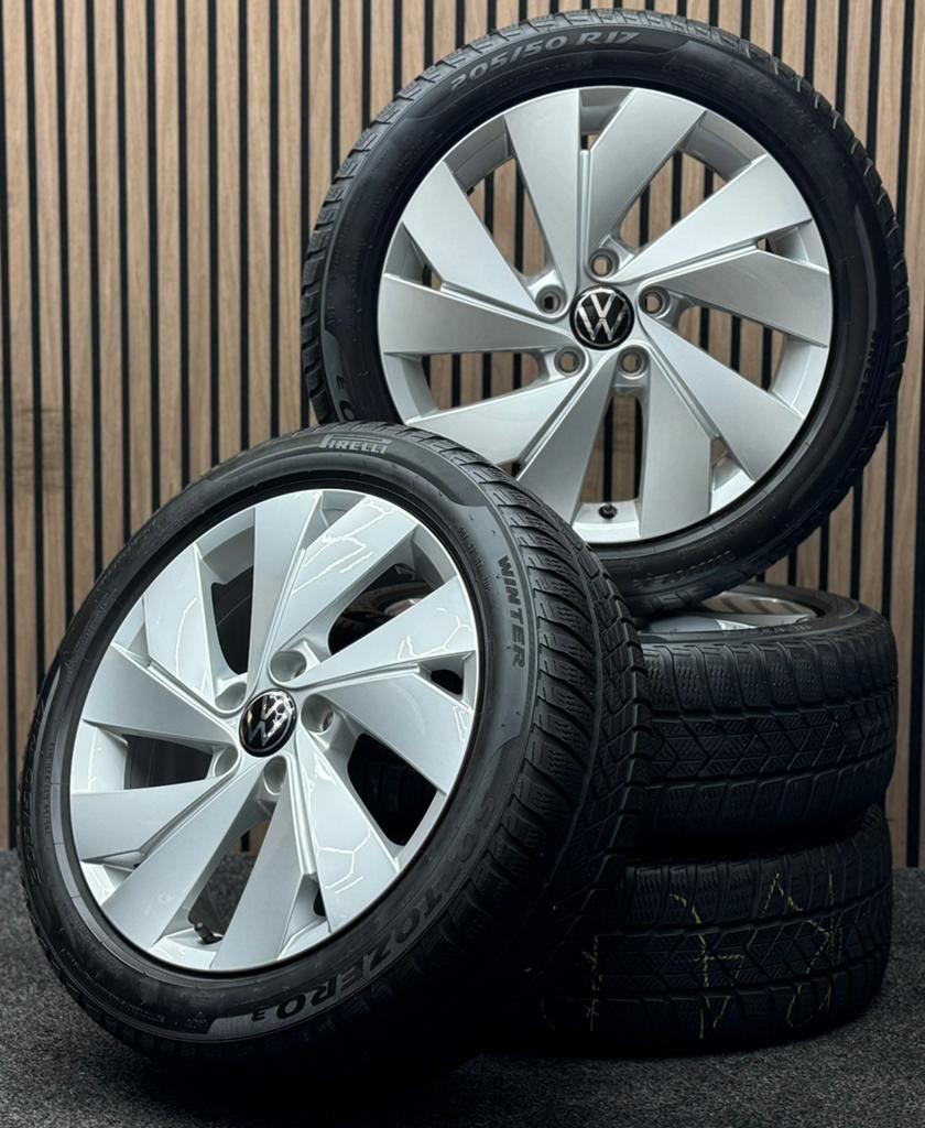 WINTER! Originele 17 inch VW Golf Belmont 5x112 ET46 Pirelli, Auto-onderdelen, Ophalen, ., Banden en Velgen, 17 inch