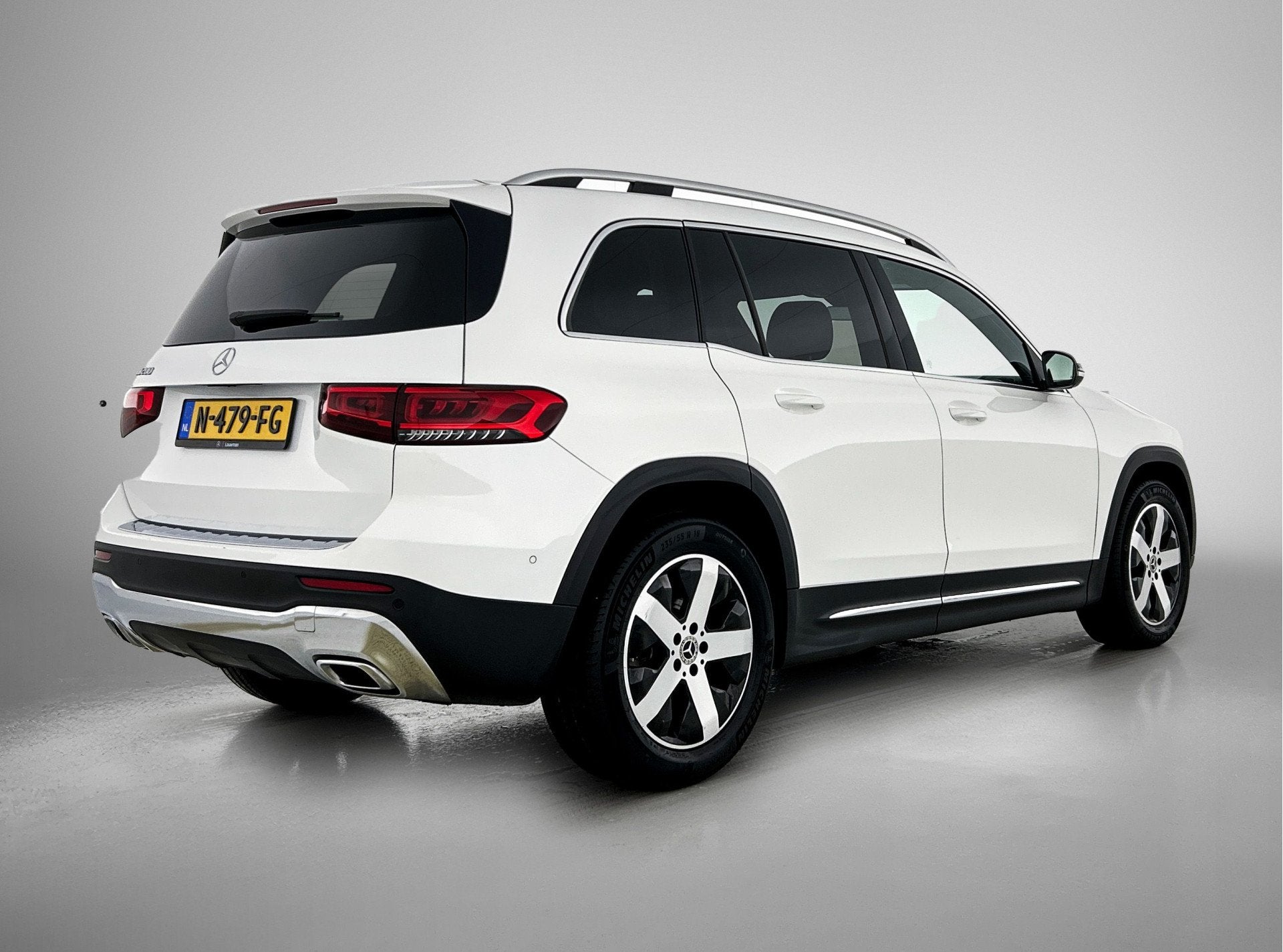 Mercedes-Benz GLB 200 Advantage | Sfeerverlichting | LED | A, 12 maanden, 4 cilinders, Leder en Stof, Origineel Nederlands
