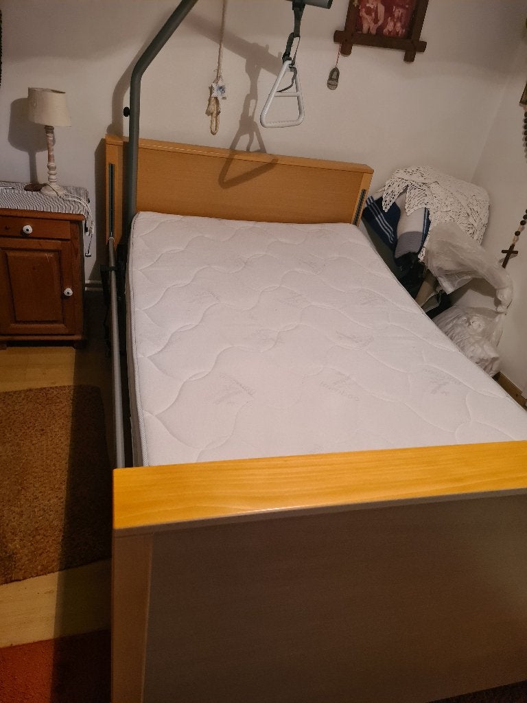 Hoog-laagbed., Ophalen, Zo goed als nieuw